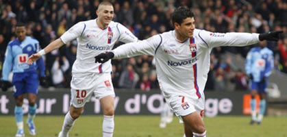 Игроки Лиона празднуют, olweb.fr