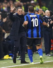 Моуриньо и Адриано, фото АР