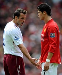 Лукас Нил предъявляет какие-то претензии Роналду, empics