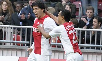 Спаситель-транжира Суарес и Леонардо, фото fcupdate.nl