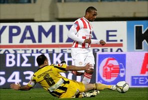 Грамотная защита Эрготелиса и бестолковое нападение Олимпиакоса, фото olympiacos.org