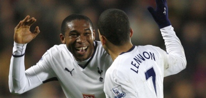 Паласиос и Леннон отмечают первый мяч, Getty Images