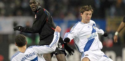 Михалик и Шацких против Диарра, fcdynamo.kiev.ua