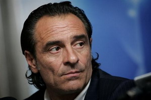 Чезаре Пранделли, АР