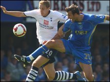 Литтл (справа) против Доусона, bbc.co.uk