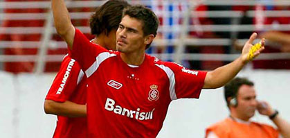 Великолепный Алекс теперь будет выступать за Спартак, globo.com