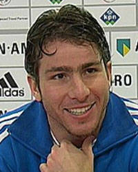 И переезжать не надо, goal.com