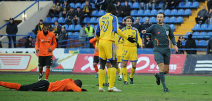 Адриано заработал пенальти в Харькове, shakhtar.com