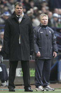 Биг и Литл Сэмы, whoateallthepies.tv