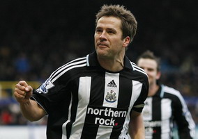 Майкл Оуэн, АР