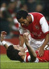 Уолкотт делится радостью, thesun.co.uk