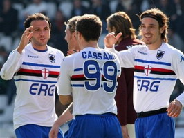 А Паццини снова забивает, АР