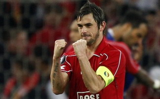 Стивен Дефур, Reuters