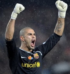 Виктор Вальдес, АР