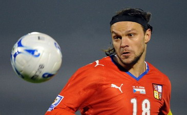 Томаш Уйфалуши, АР