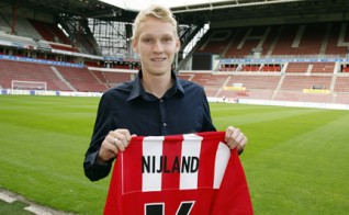 Стеф Нейланд, v-bal.nl