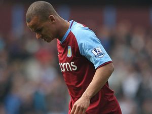 Габриэль покидает поле, skysports.com