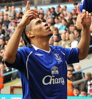 Стивен Пиенаар, АР