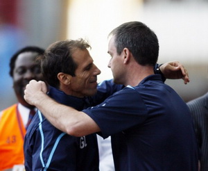 Были Аристократы, теперь Молотками работают