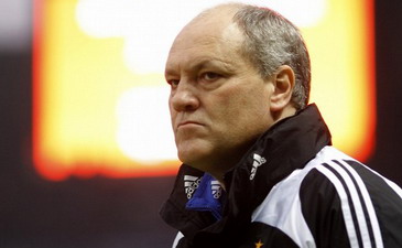 До двойного триумфа рукой подать... АР