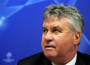 Гуус Хиддинк, AP