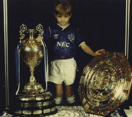 Стивен с детства падок на трофеи
