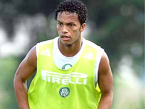 Майкл, globo.com