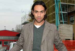 Неста не собирается уходить