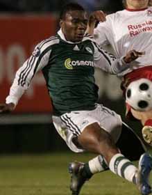 Симау Жуниор, daylife.com