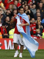 Карлос Тевес, AP