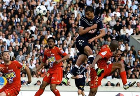 Маруан Шамах сравнивает счет, фото AP