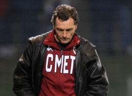 Ивон Пуликен теряет надежду, фото lequipe.fr