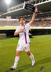 Жуниньо, Reuters