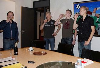 Молодежь проходит аккредитацию, ajax.nl