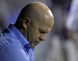 Карлос Искья, AP