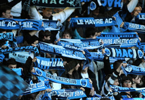 Так болеют за безнадежный Гавр, фото hac-foot.com