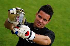 Деннис Гентенаар