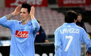 Хамшик и Лавесси чуда не сотворили, АР