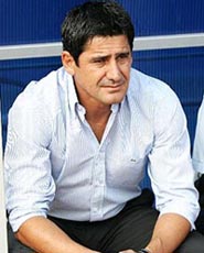 Николай Костов 