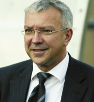 Юрий Белоус