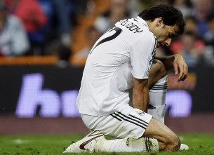 В раздумьях, Reuters