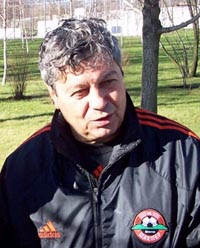 Он знает все!