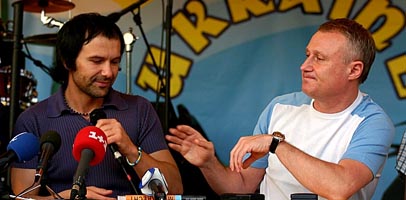 Григорий Суркис (справа), thekonst.net