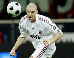 Филипп Сендерос, АР