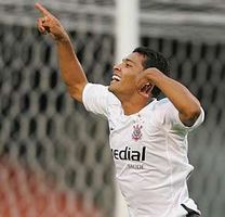 Андре Сантос, wordpress.com