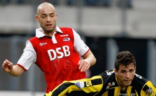 Деми де Зееув, v-bal.nl