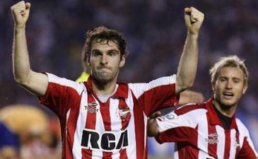 Мауро Боселли и Гастон Фернандес, Reuters