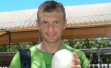 Евгений Левченко