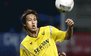 Кейсуке Хонда, v-bal.nl