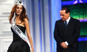 А Берлускони предпочитает молодых